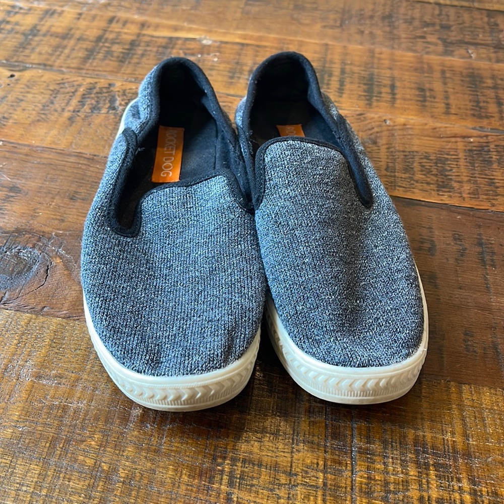 Woman’s Rocket Dog shoes - 6.5